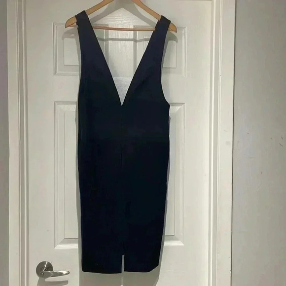 Black Deep V Dress - Picture 7 of 7